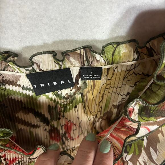 Tribal Pleated Scoop Neck Cap Ruffle Sleeve Sequin Tropical Size Small Vacation - Picture 2 of 6